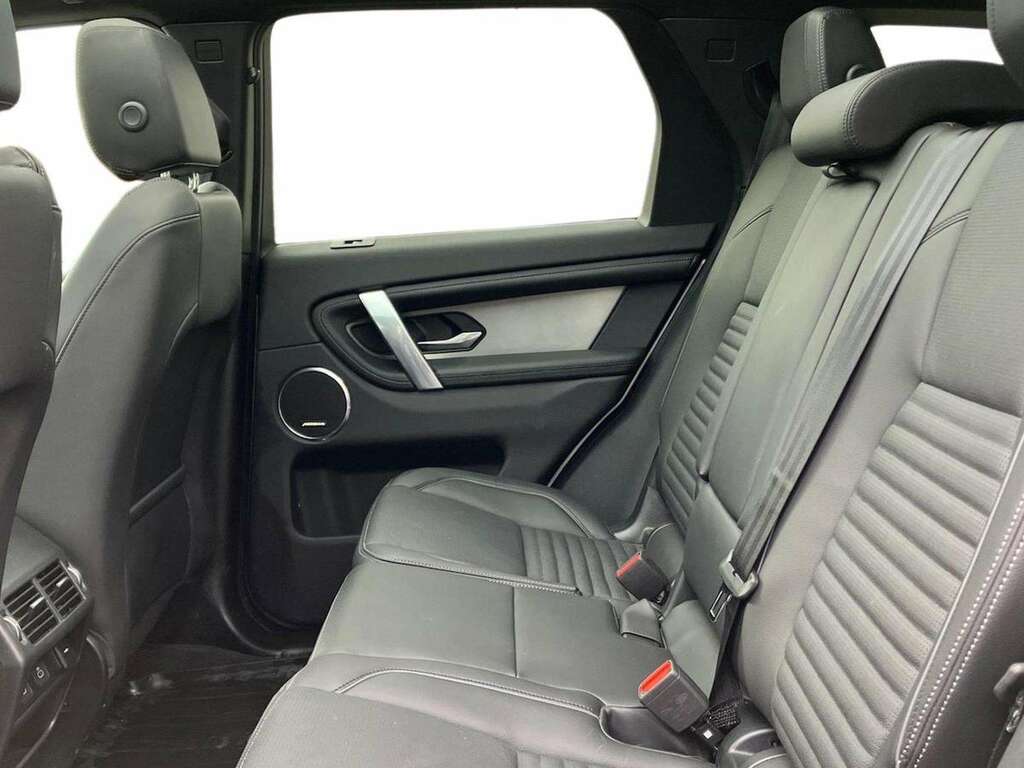 Land Rover Discovery Sport 2.0 D200 Dynamic Se 5 Seat LK75YXW Silver #4