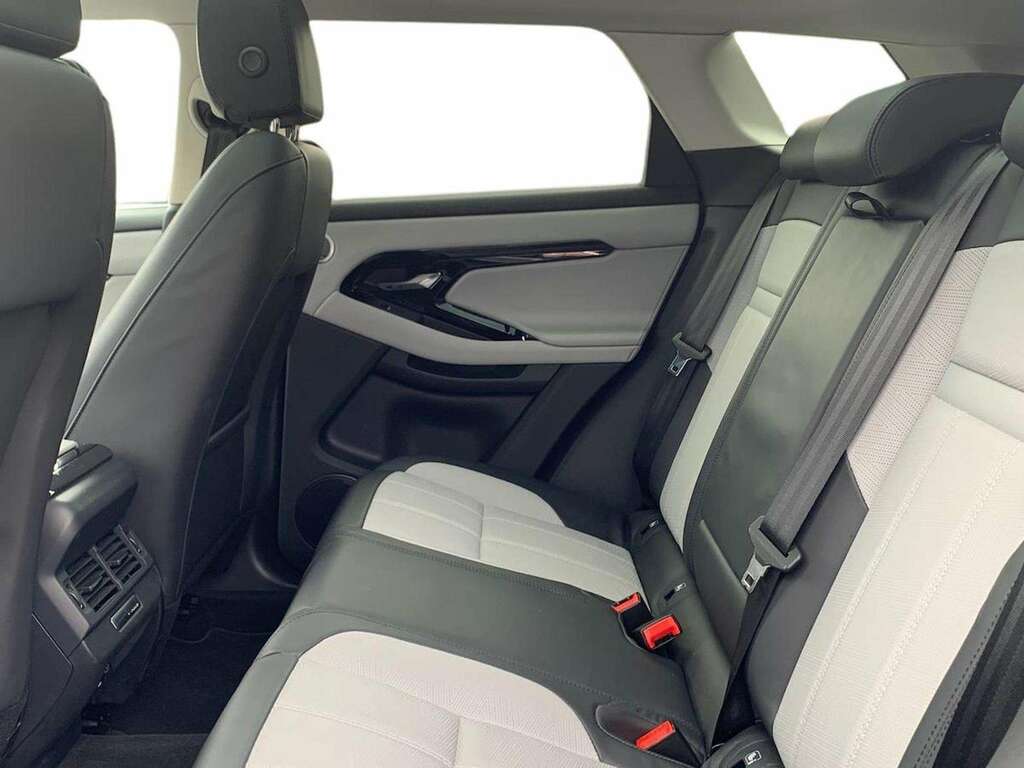 Land Rover Range Rover Evoque 2.0 D200 Dynamic Hse LD25OAO Black #4
