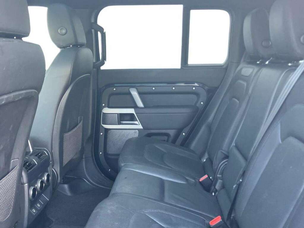 Land Rover Defender 110 3.0 D250 X-dynamic Se 110 7 Seat KT24UYK Black #4