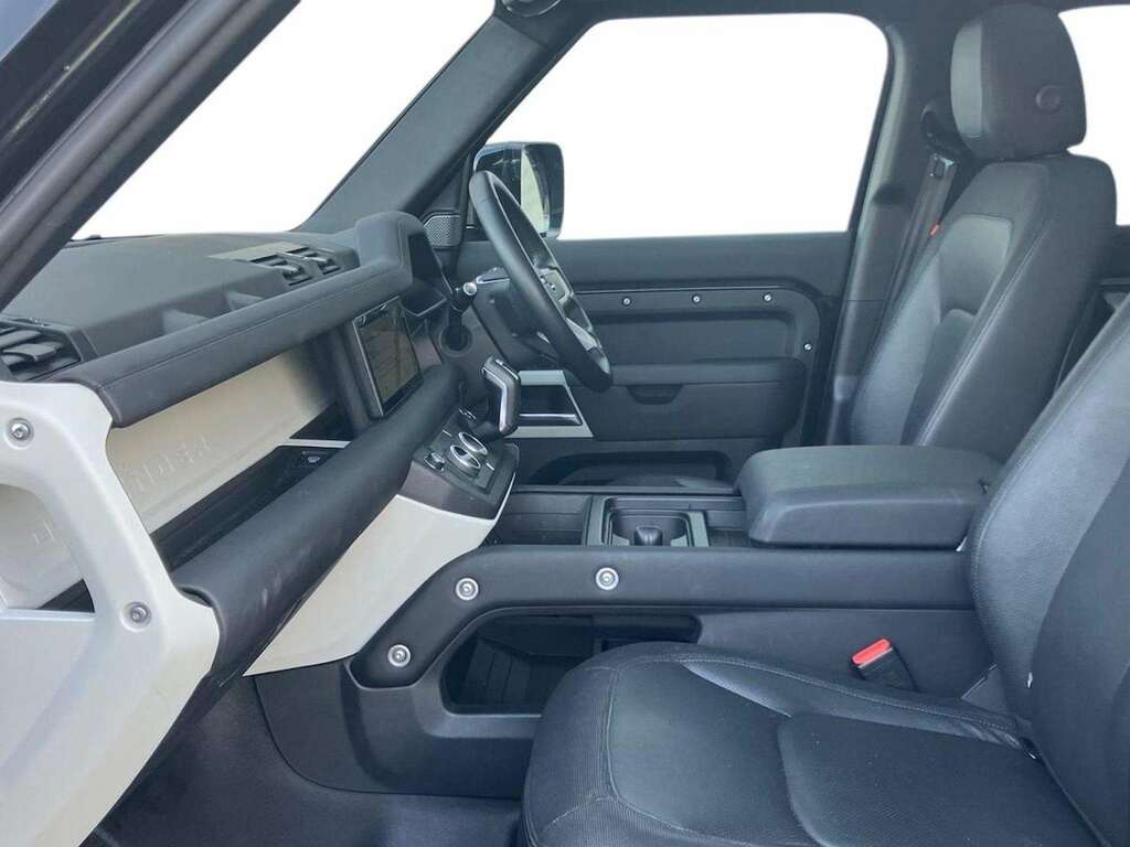 Land Rover Defender 110 3.0 D250 X-dynamic Se 110 7 Seat KT24UYK Black #3