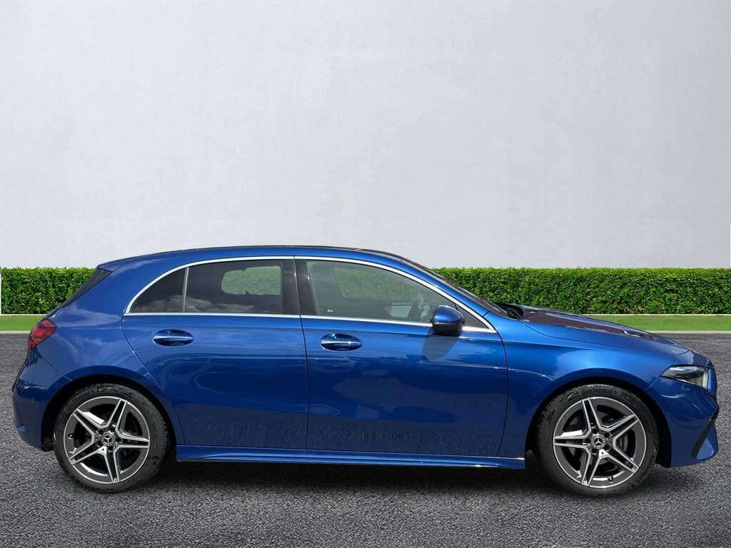 Mercedes-Benz A Class A180 Amg Line Executive DT73ZPX Blue #3