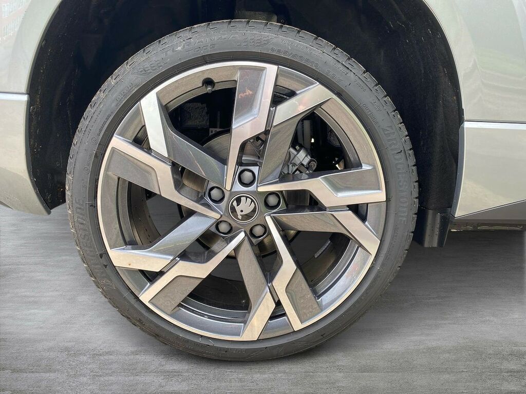 Skoda Karoq 1.5 Tsi Act Sportline Edition Suv Dsg E LC26FZU Silver #6