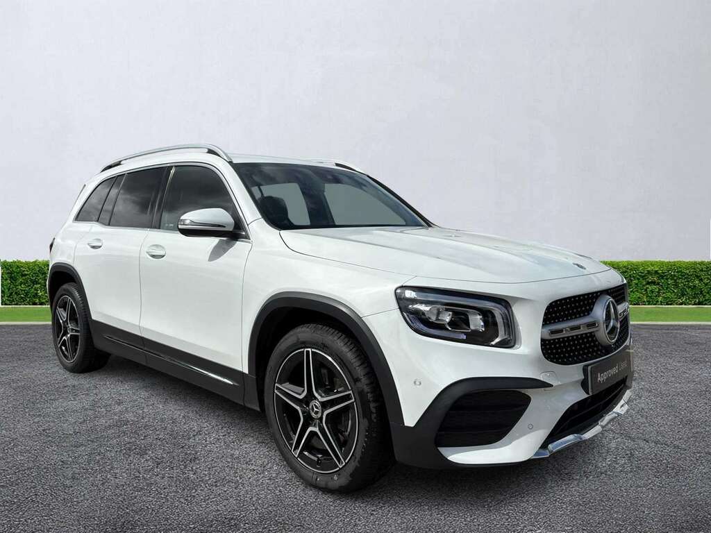 Mercedes-Benz GLB Class Glb 200 Amg Line Executive 7G-tronic White