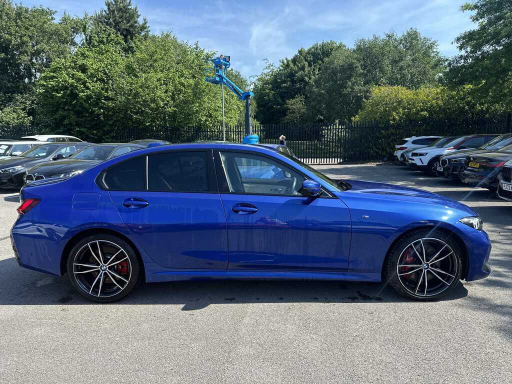 BMW 3 Series 320I Xdrive M Sport Step DE72ZWH Blue #3