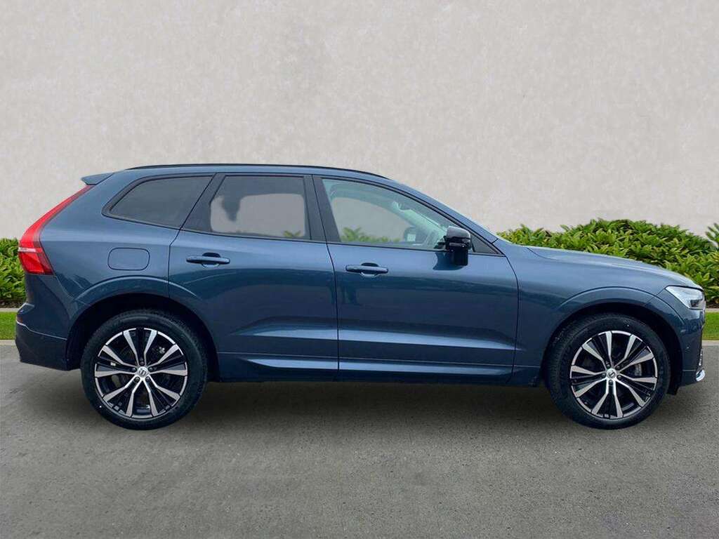 Volvo XC60 2.0 B5p Ultra Dark Awd Geartronic RV25VBN Blue #3