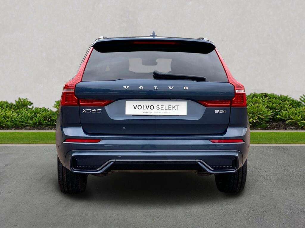 Volvo XC60 2.0 B5p Ultra Dark Awd Geartronic RV25VBN Blue #4