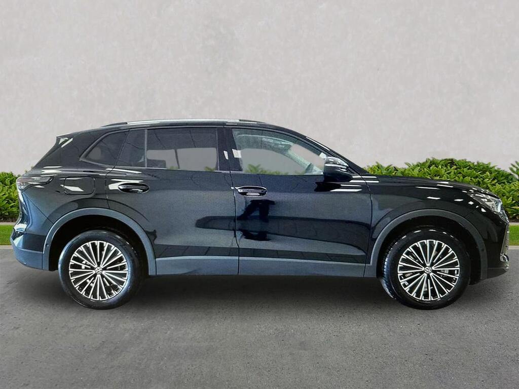 Volkswagen Tiguan 1.5 Etsi Match Dsg LD26UBH Black #3