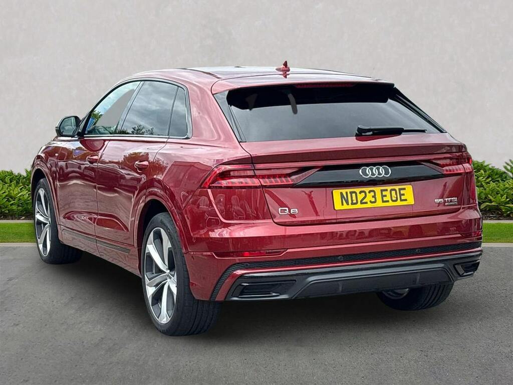 Audi Q8 3.0 Tfsi V6 55 Black Edition Suv Tiptro Red #2
