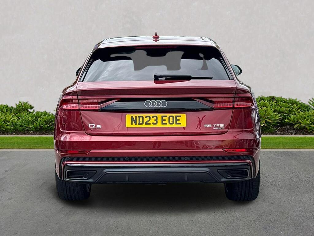 Audi Q8 3.0 Tfsi V6 55 Black Edition Suv Tiptro Red #4
