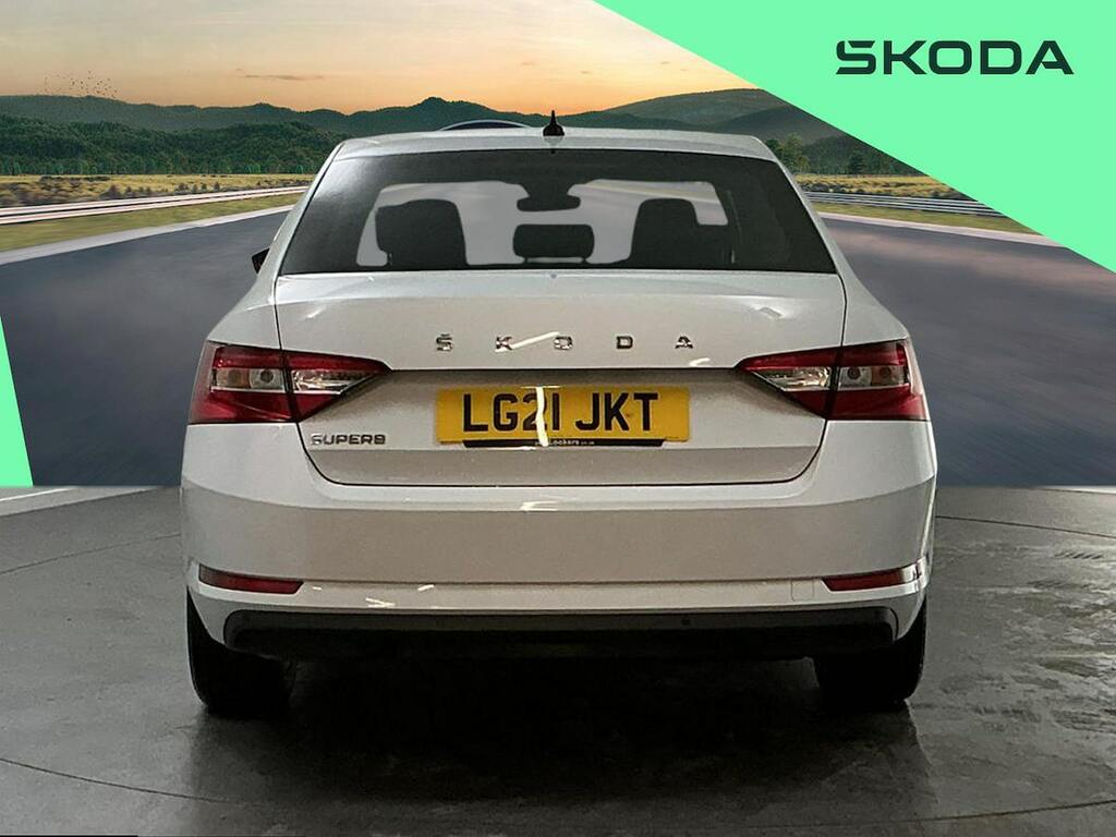 Skoda Superb 1.5 Tsi Act Se Technology Hatchback Dsg White #4