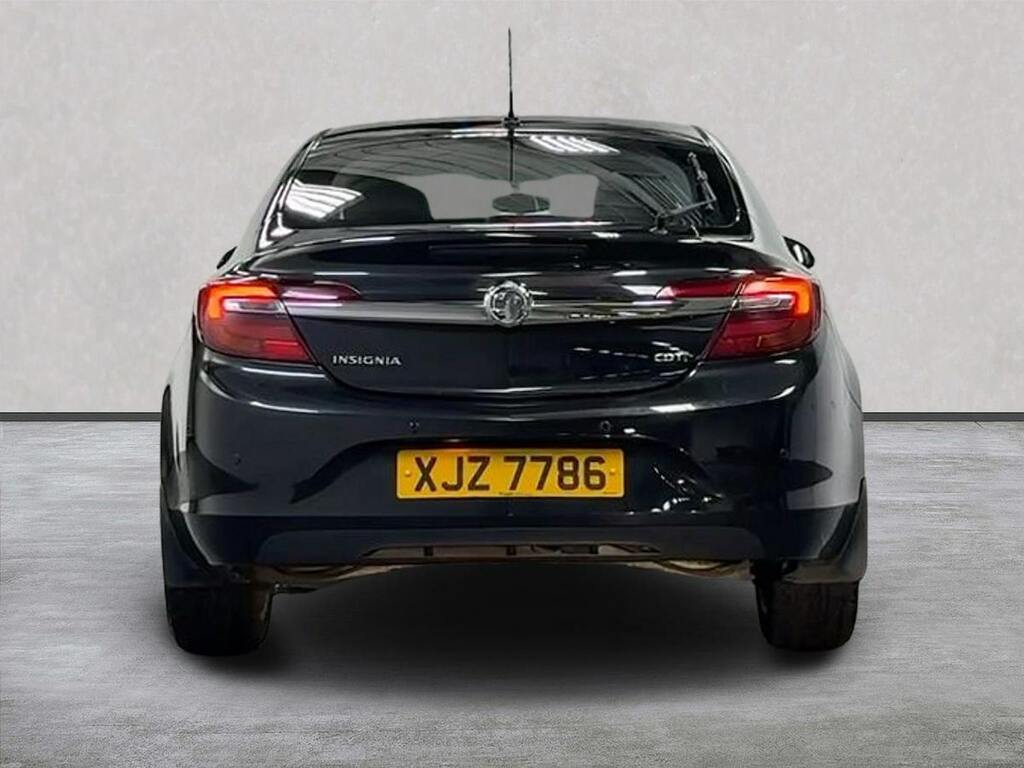 Vauxhall Insignia 2.0 Cdti Energy Hatchback Euro 5 XJZ7786 Black #4