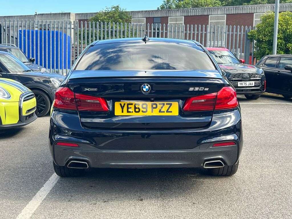 BMW 5 Series 530E Xdrive M Sport YE69PZZ Black #4