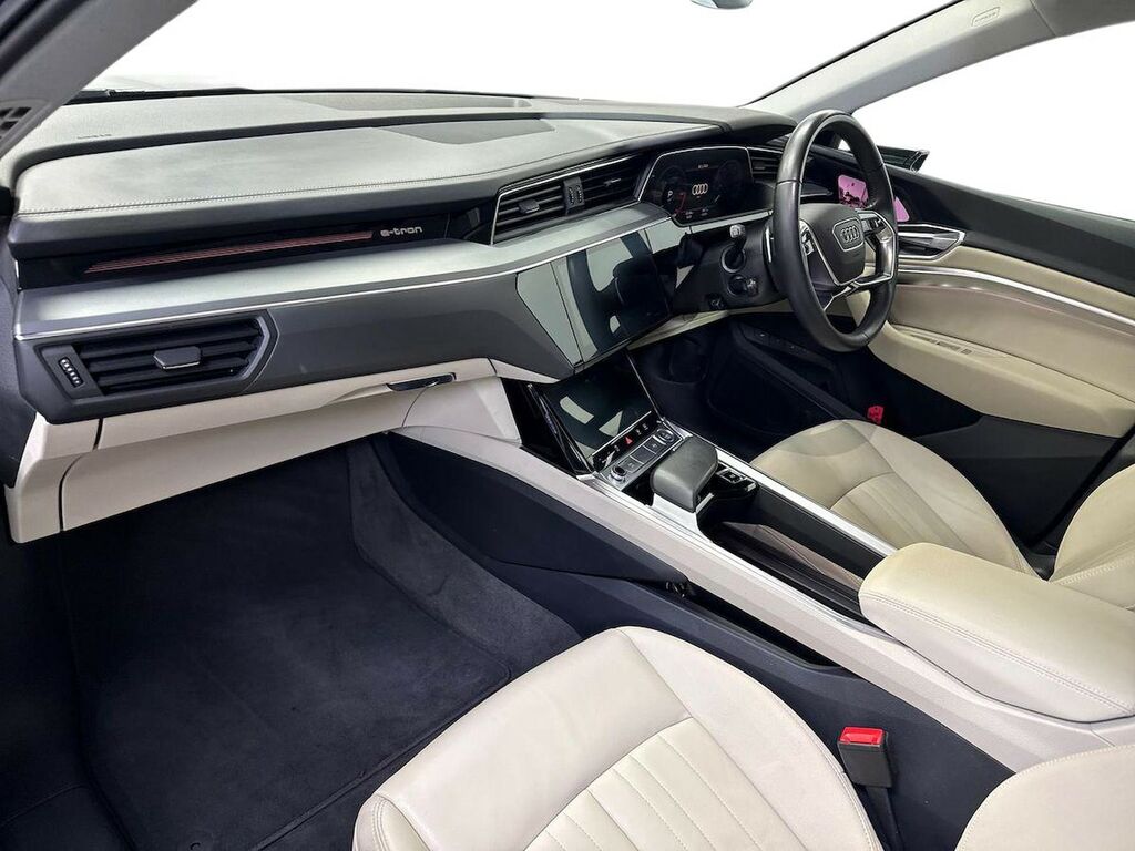Audi E-tron 55 Suv Quattro 95Kwh 408 Ps Blue #6