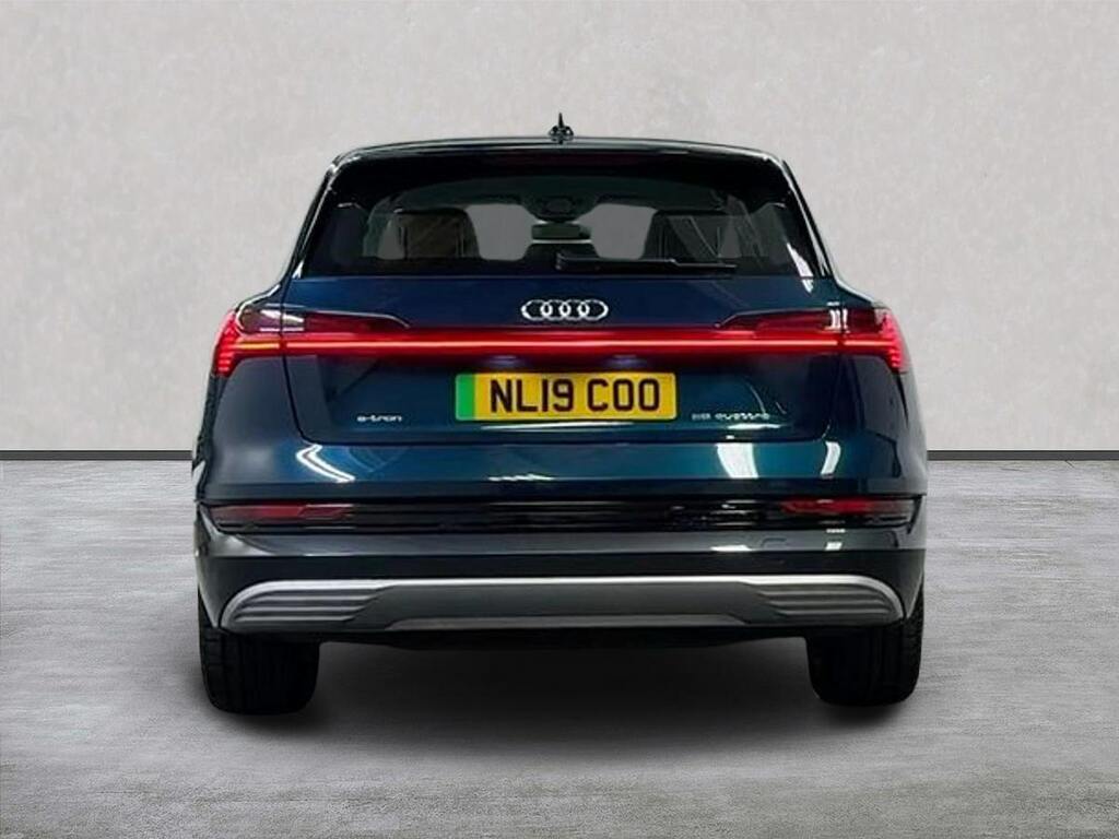 Audi E-tron 55 Suv Quattro 95Kwh 408 Ps Blue #3