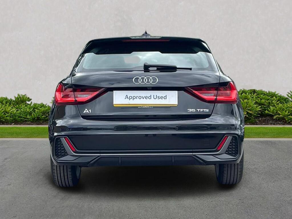 Audi A1 1.5 Tfsi 35 S Line Sportback S Tronic E RA19MVG Black #4