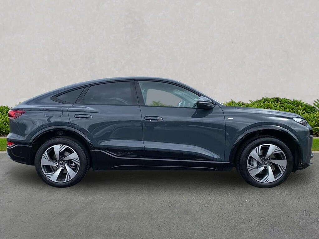Audi Q6 E-Tron 185Kw 83Kwh Sport Sv RE26FFO Grey #3