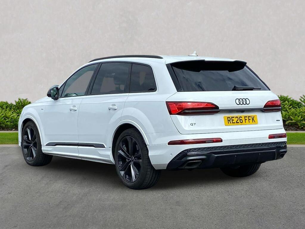 Audi Q7 3.0 Tdi V6 Black Edition Suv Tiptronic RE26FFK White #2
