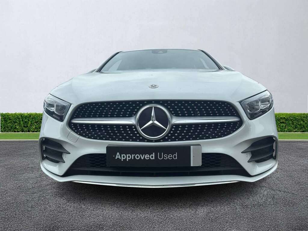Mercedes-Benz A Class A250e Amg Line Executive OY21ZGB White #5