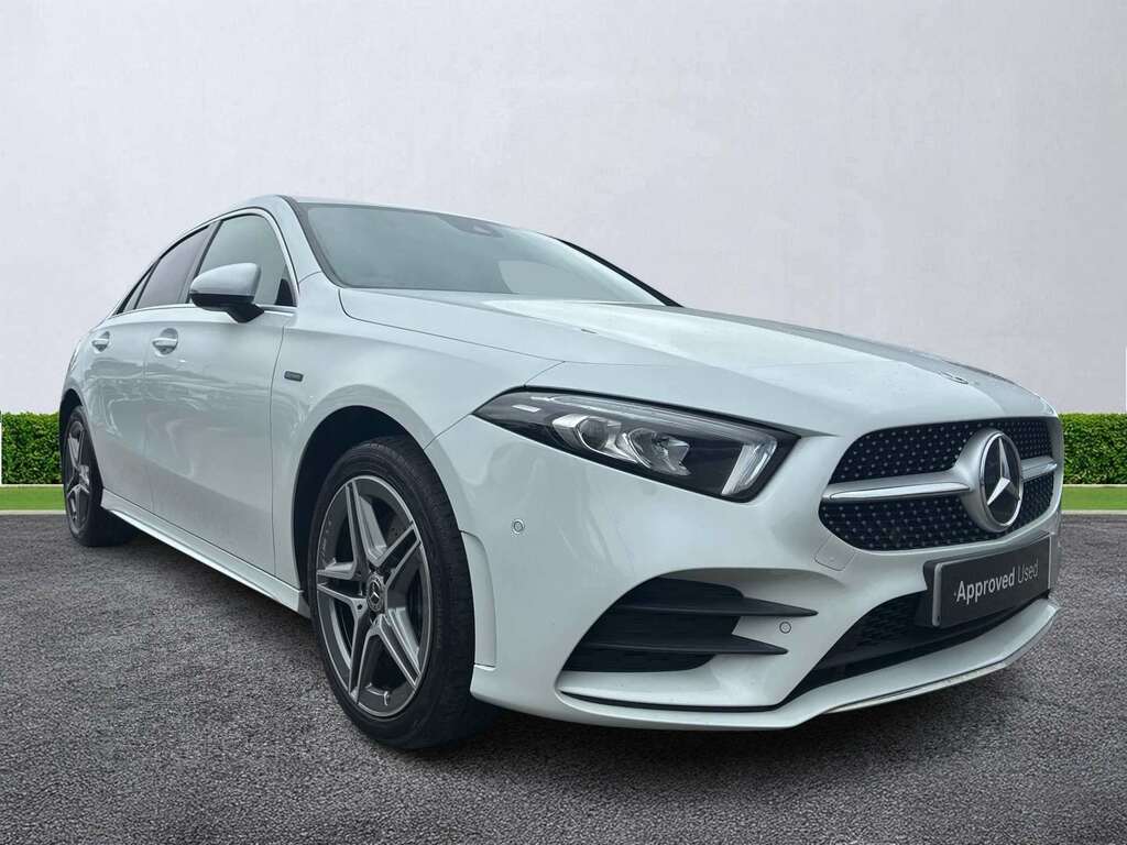 Mercedes-Benz A Class A250e Amg Line Executive White
