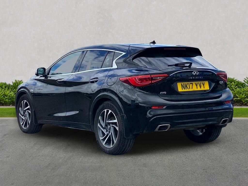 Infiniti Q30 2.2D Premium Dct Awd Black #2
