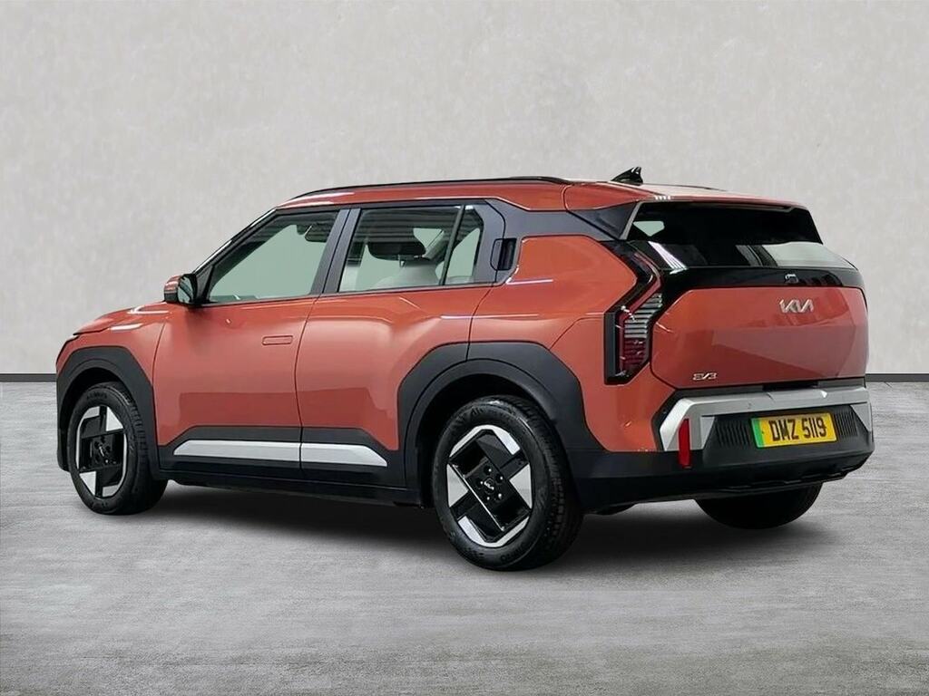 Kia EV3 Ev3 148Kw Air 81.4Kwh Estate DMZ5119 Orange #2