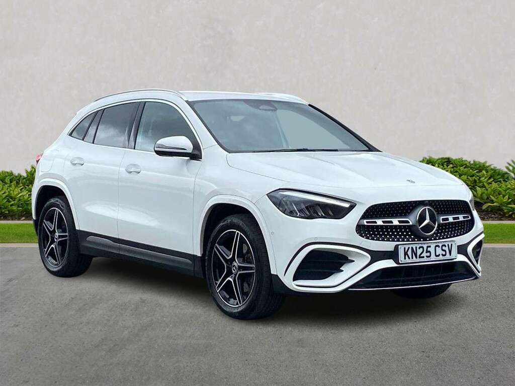 Mercedes-Benz GLA Class Gla 250E Amg Line Executive White