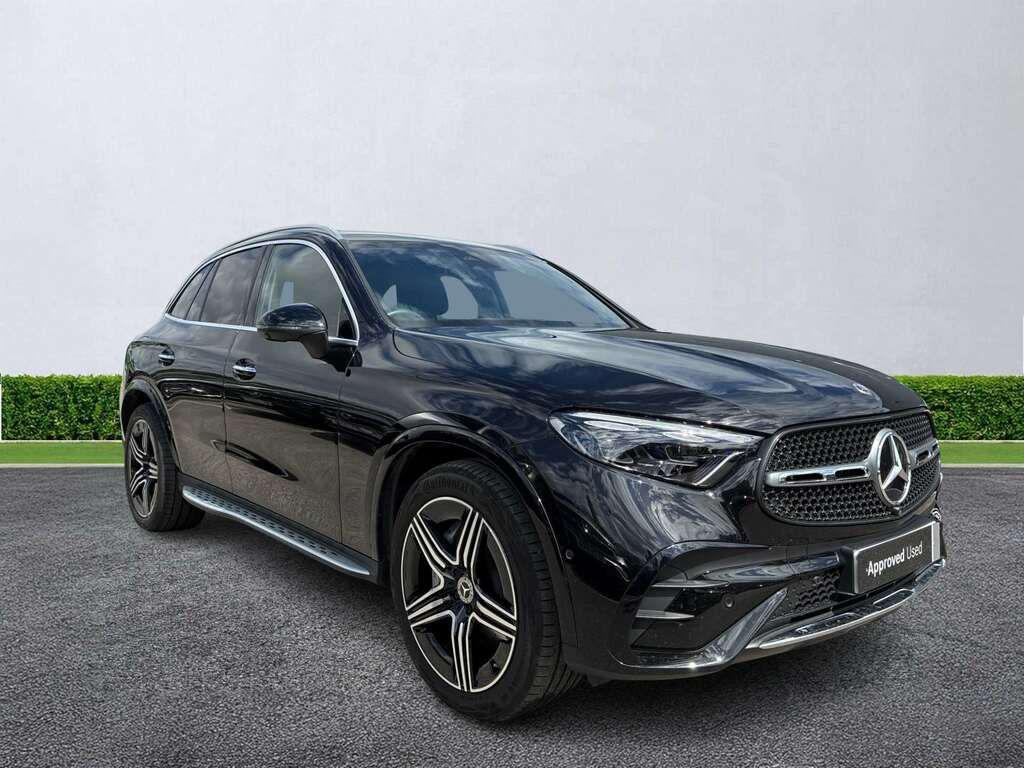 Mercedes-Benz GLC Class Glc 300 4Matic Amg Line Premium 9G-tronic Black