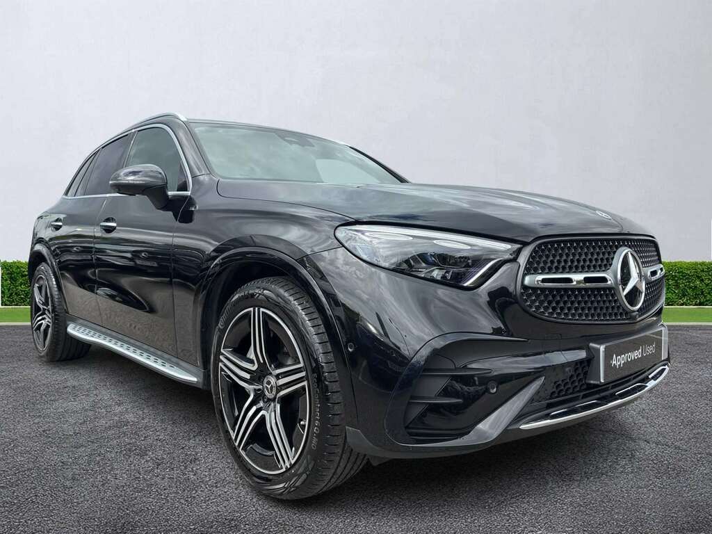 Mercedes-Benz GLC Class Glc 300 4Matic Amg Line Premium 9G-tronic Black