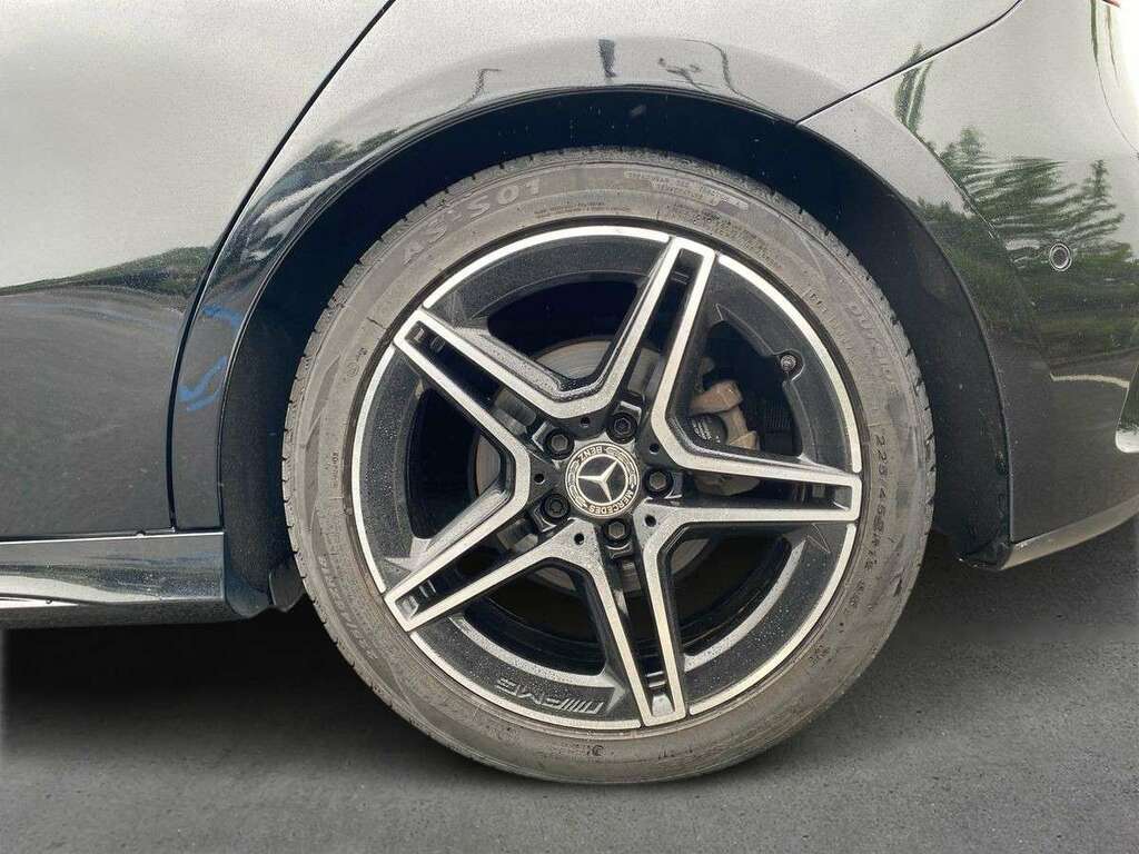 Mercedes-Benz A Class A180 Amg Line Premium KN23YGY Black #6
