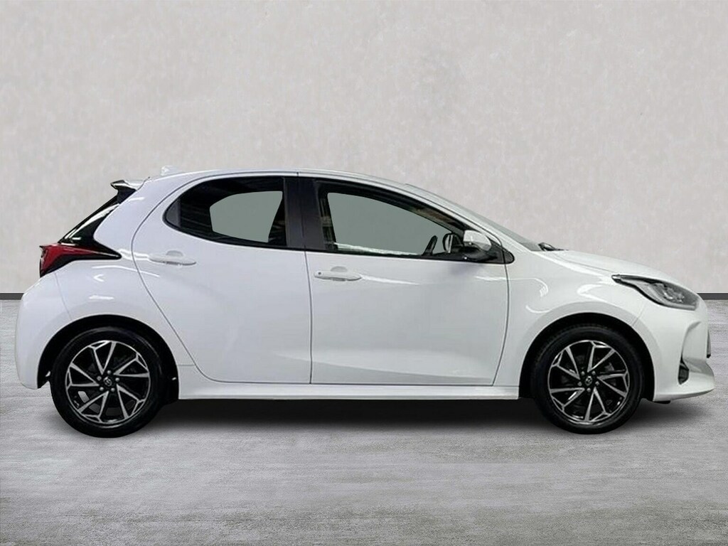 Toyota Yaris 1.5 Vvt-h Design Hatchback Hybrid E-cvt XGZ3304 White #3