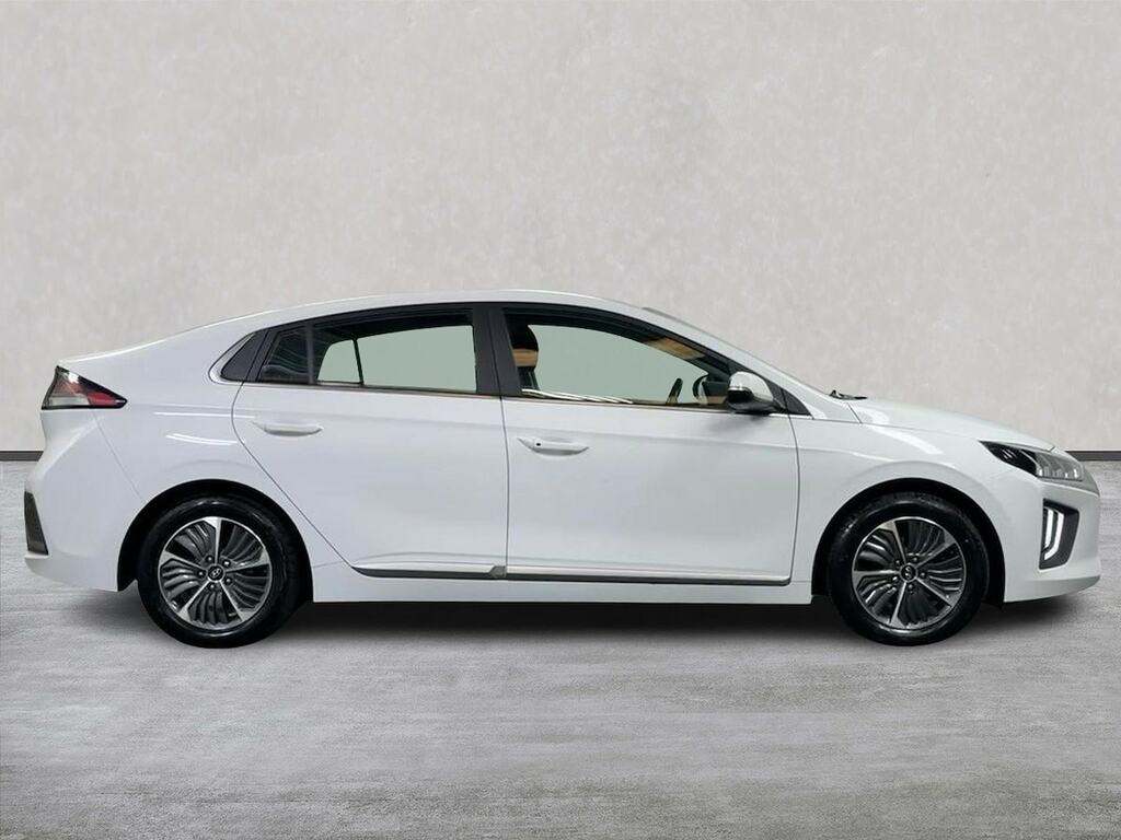Hyundai Ioniq 1.6 H-gdi 8.9Kwh Premium Hatchback Plug TRZ5896 White #3