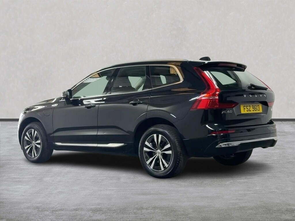 Volvo XC60 2.0H T6 Recharge 18.8Kwh Inscription Expression Su FSZ9613 Black #2