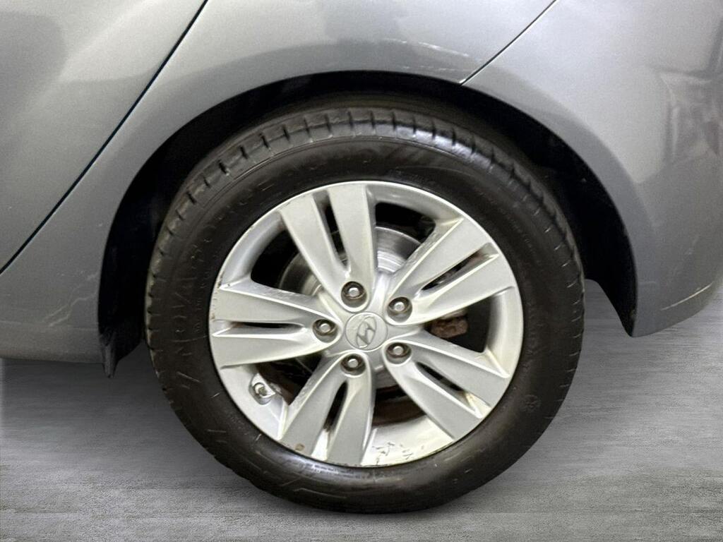 Hyundai Ix20 1.6 Crdi Style Hatchback Euro 5 Grey #6