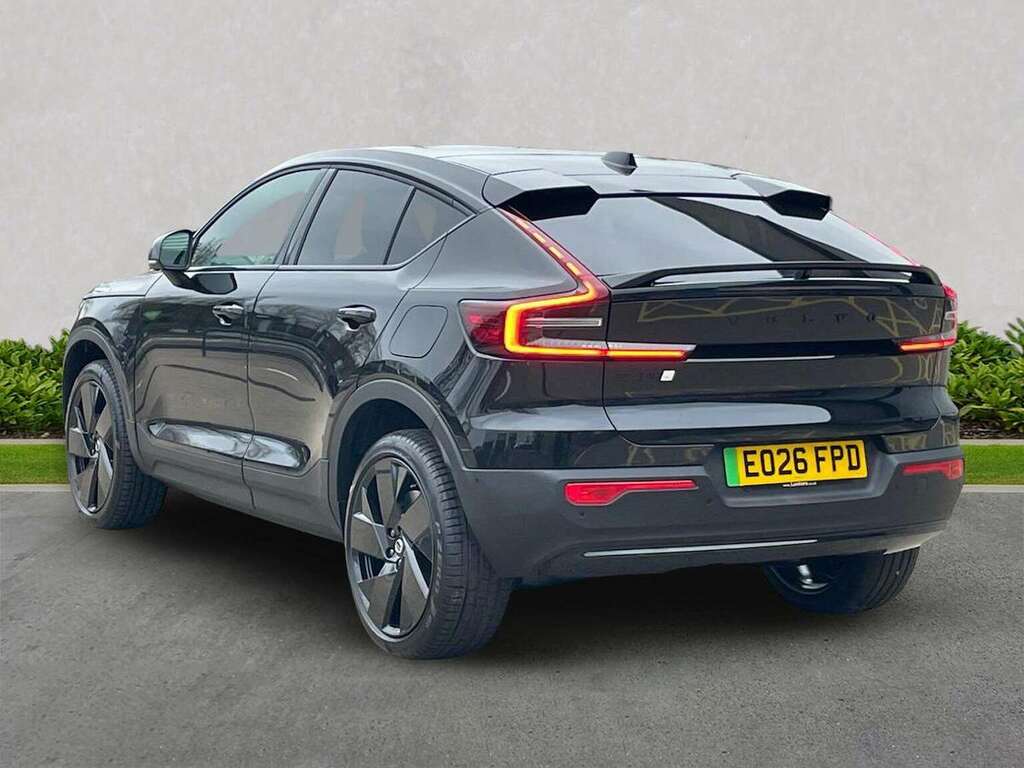 Volvo EC40 325Kw Tm Perf Ultra Black Edition 82Kwh Black #2