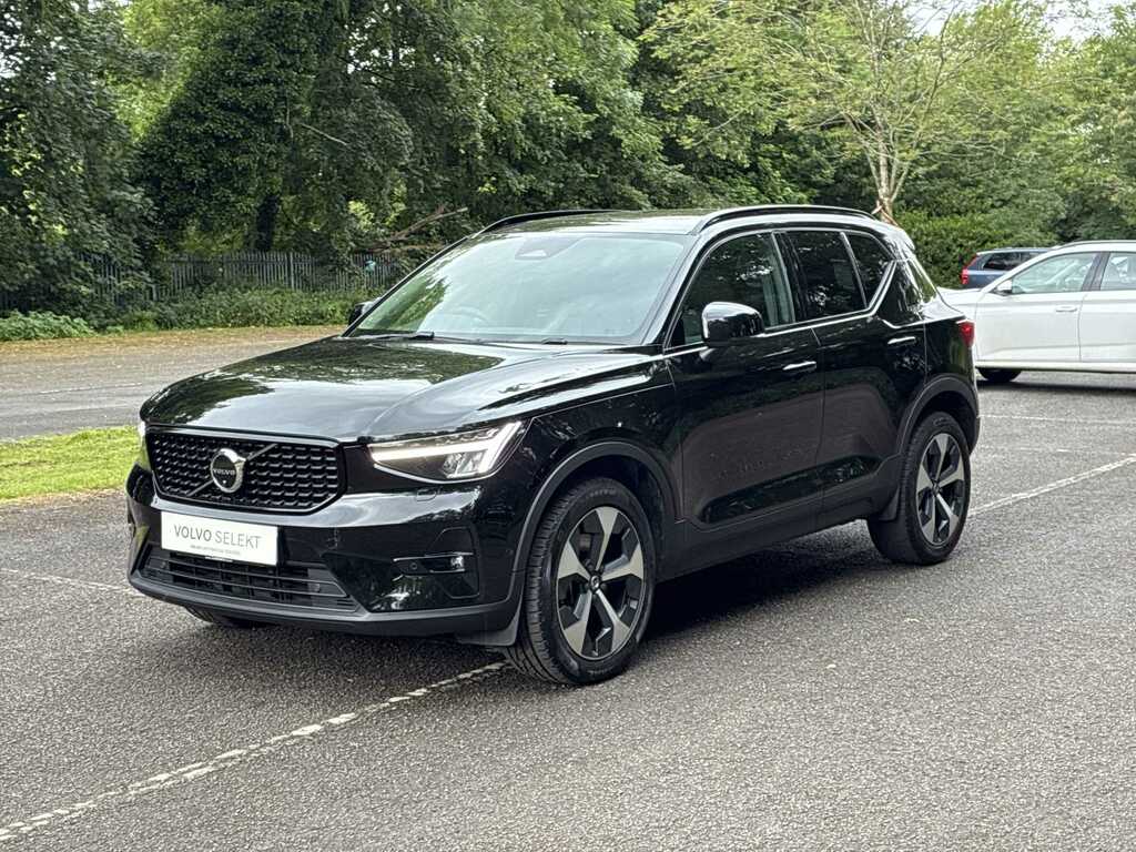 Volvo XC40 2.0 B4p Ultimate Dark CK23KXC Black #3