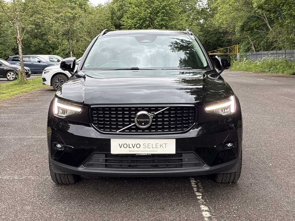 Volvo XC40 2.0 B4p Ultimate Dark CK23KXC Black #2