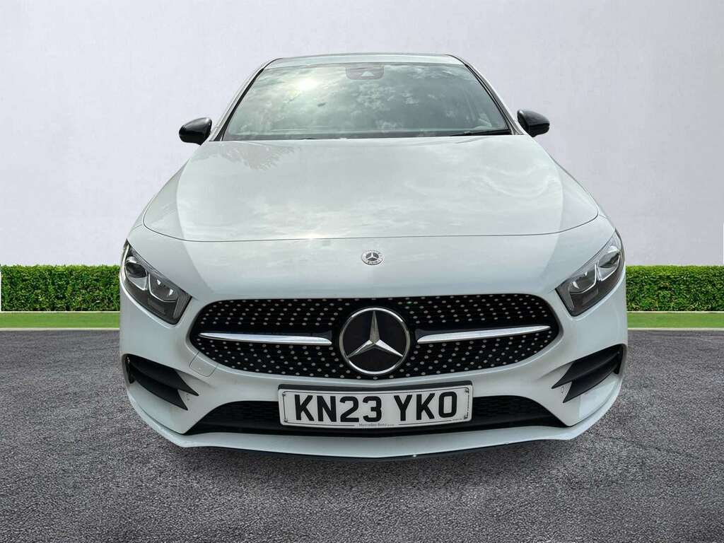 Mercedes-Benz A Class A180d 2.0 Amg Line Executive KN23YKO White #5