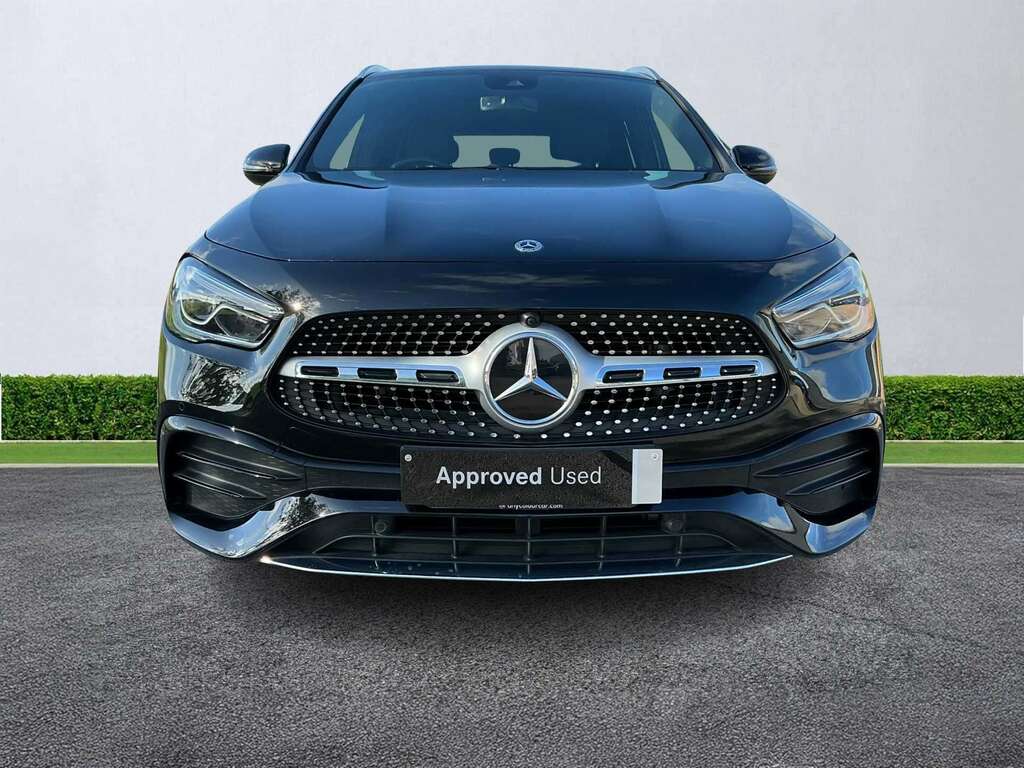 Mercedes-Benz GLA Class Gla 180 Amg Line Executive LA21VGG Black #4