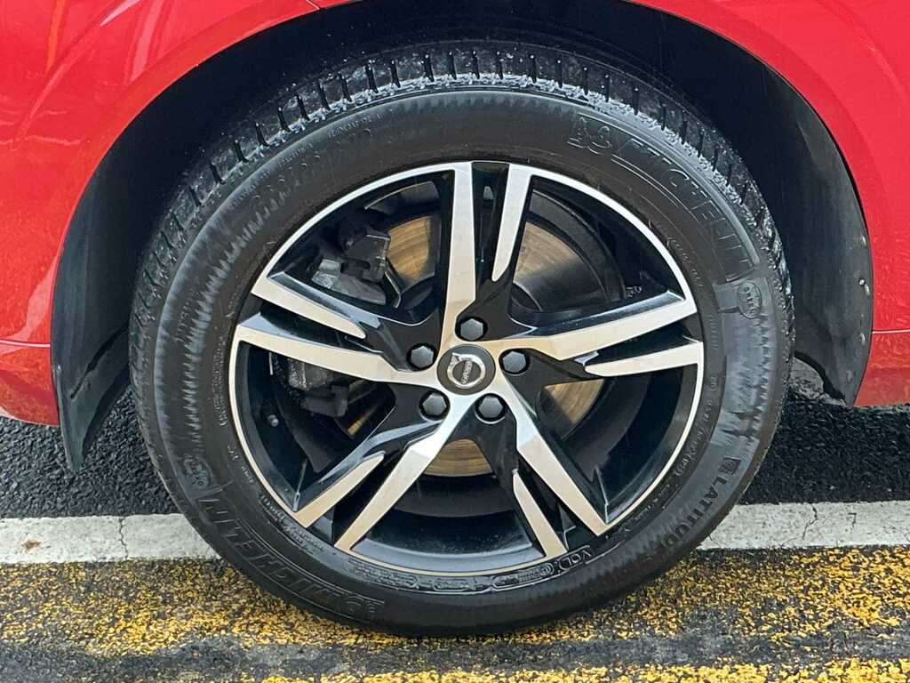 Volvo XC60 2.0 T5 250 R Design Awd Geartronic RJ19HZZ Red #6