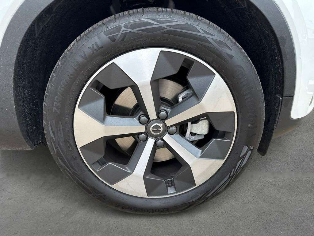 Volvo XC40 2.0 B3p Plus Dark EO26FPV White #6