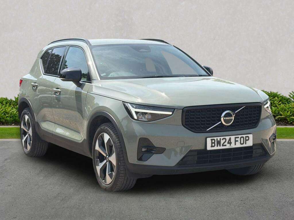 Volvo XC40 2.0 B3p Plus Dark Green