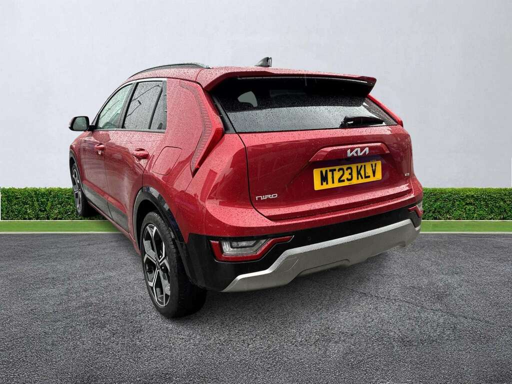 Kia Niro 1.6 Gdi Hybrid 3 Dct MT23KLV Red #2