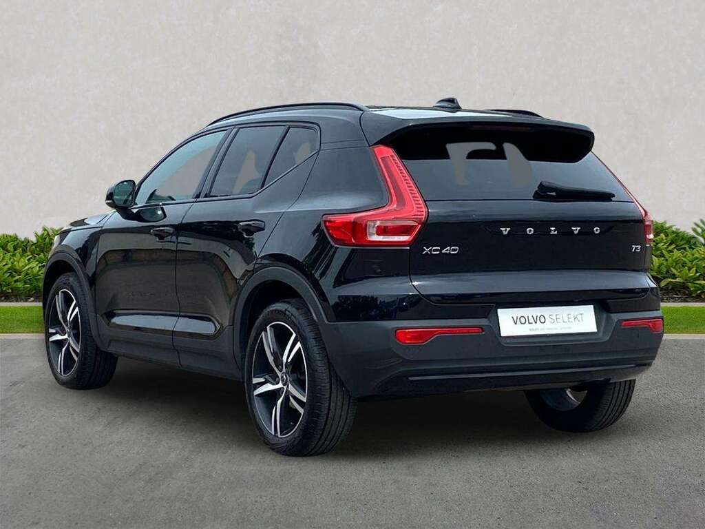 Volvo XC40 1.5 T3 163 R Design Geartronic CF21ZFK Black #2