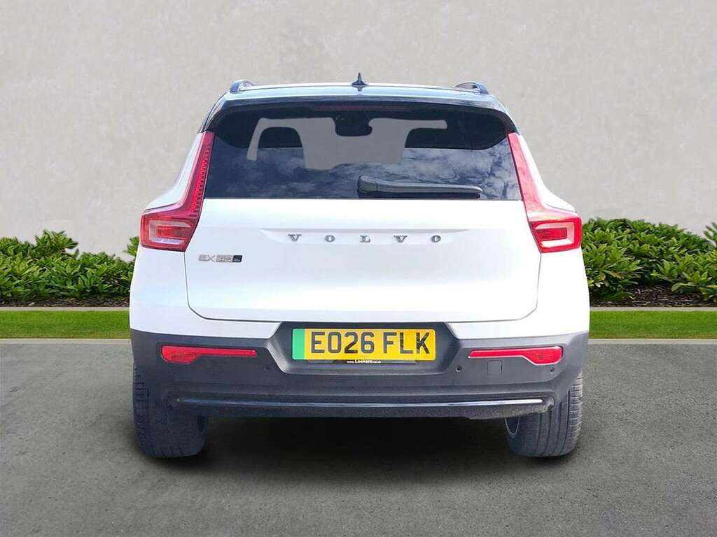 Volvo EX40 185Kw Extended Range Ultra 78Kwh White #4