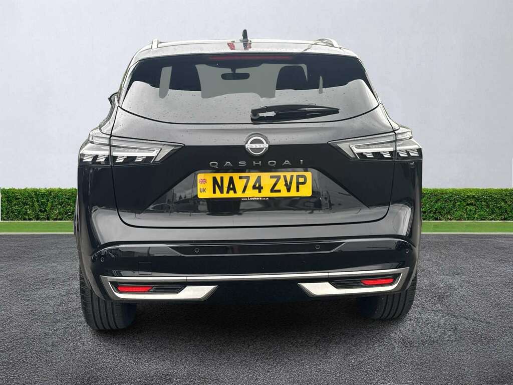 Nissan Qashqai 1.3 Dig-t Mh Tekna Black #4