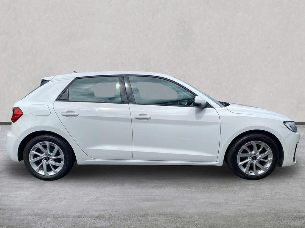 Audi A1 1.0 Tfsi 25 Sport Sportback Euro SH23WKL White #4