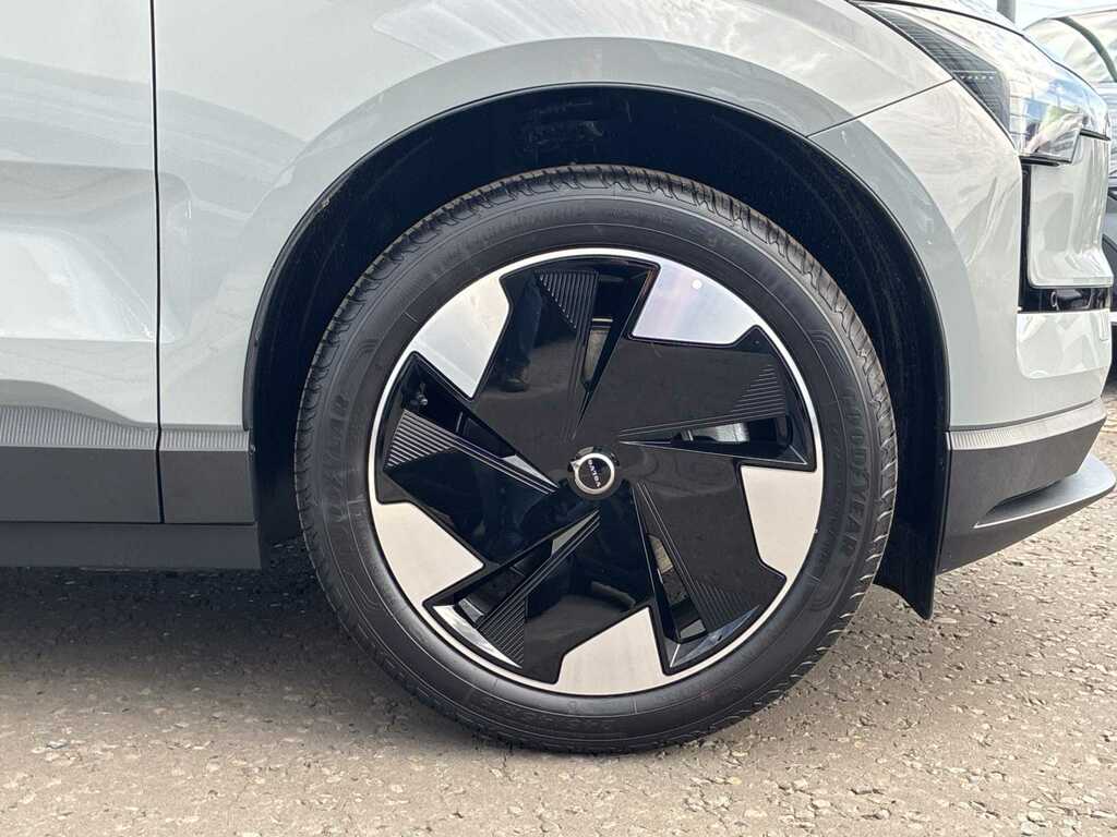 Volvo EX30 200Kw Sm Extended Range Plus 69Kwh SH26NCC Grey #6