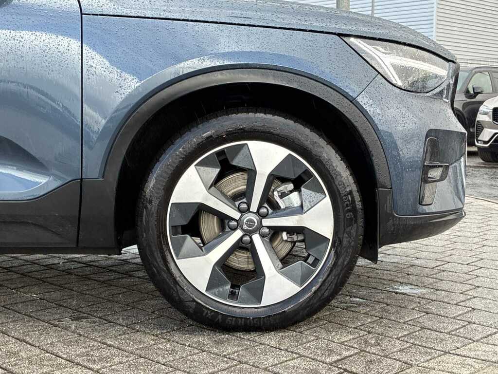 Volvo XC40 2.0 B4p Plus Dark SG26PKZ Blue #6