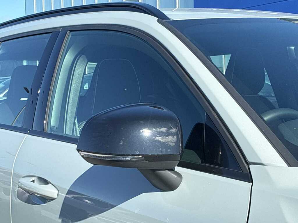 Volvo XC40 2.0 B4p Plus Dark SJ26VMU Grey #5