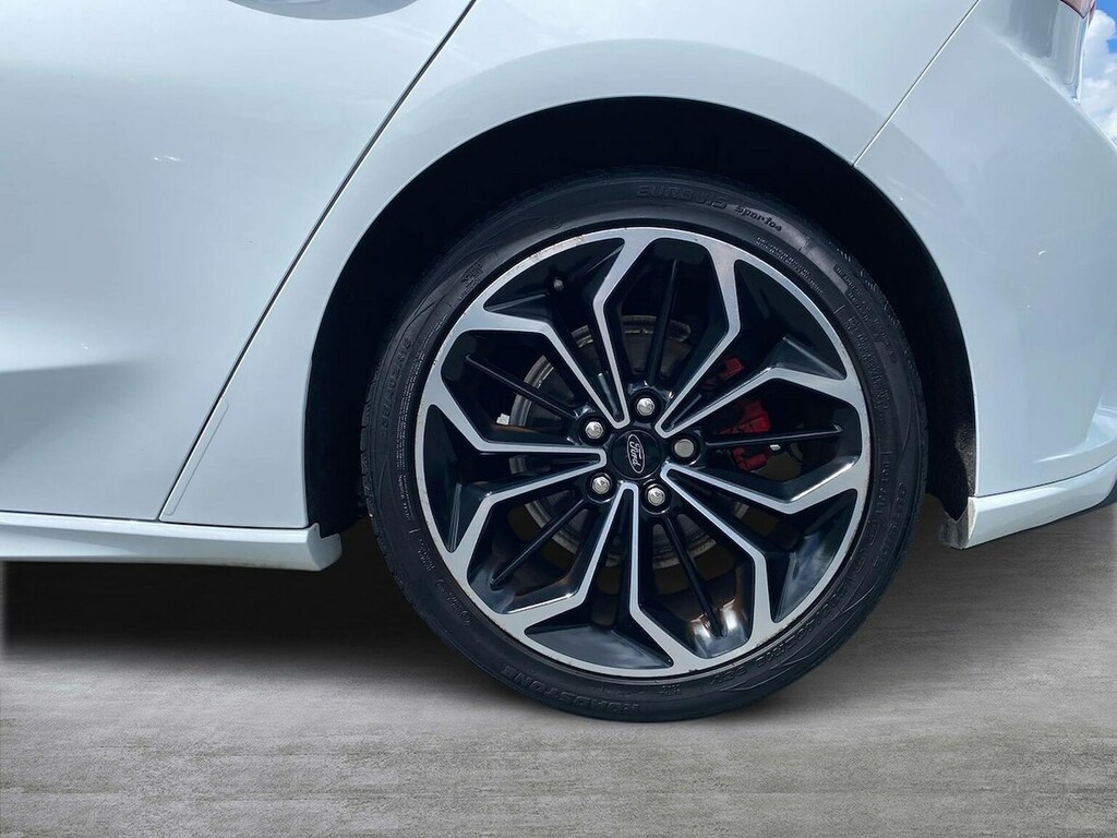 Ford Focus Ford Focus St-line X MGZ4665 White #6